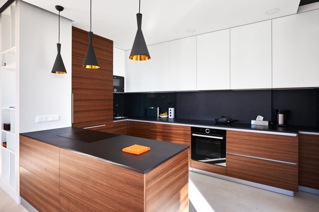 Peninsula Kitchen